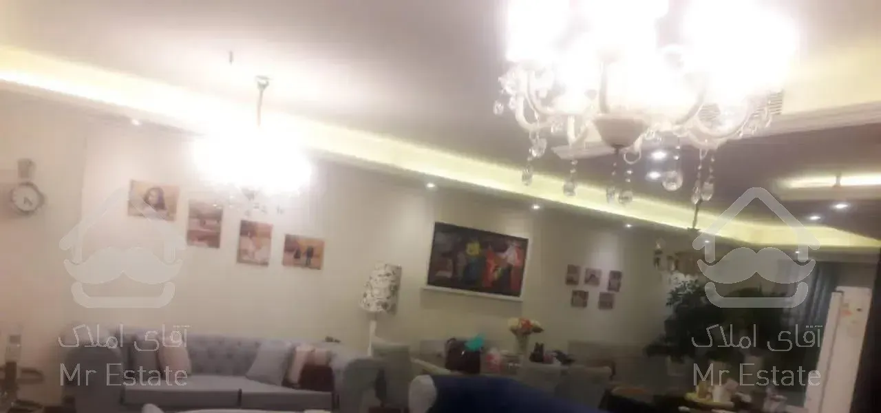 95متر فول امکانات  .  ۲پارکینگ سندی . روبه آفتاب