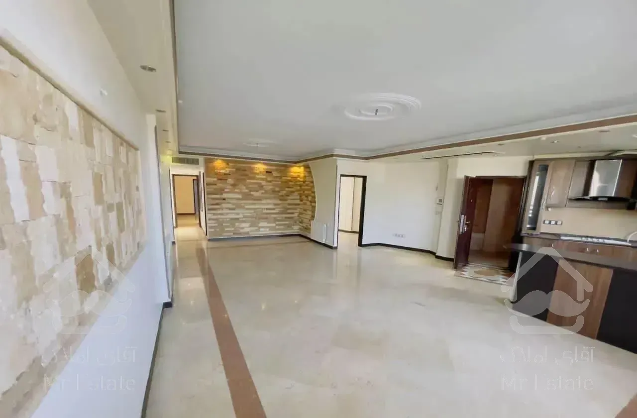 فروش و معاوضه مناسب برای نمایشگاه