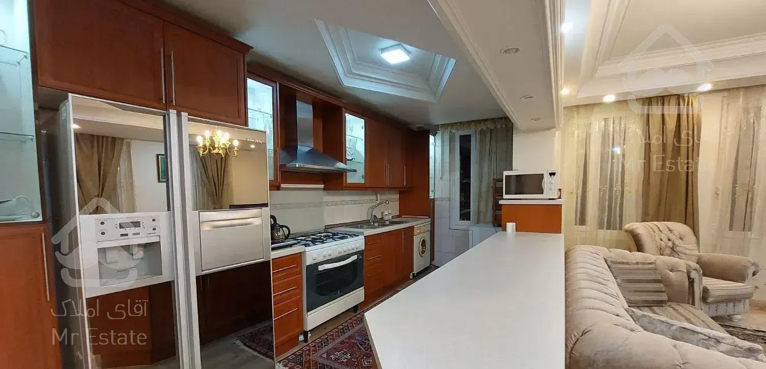 آپارتمان ۱۲۴ متری ۳ خواب، مبله