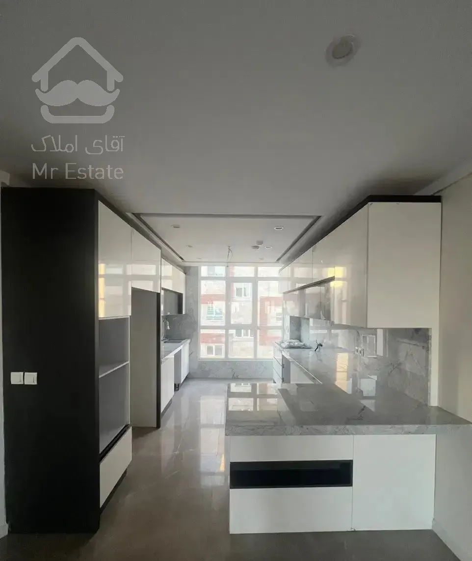 ۸۰متر نوساز/ ۲واحدی/ نورگیر آکواریوم/ سرمایه‌گذاری