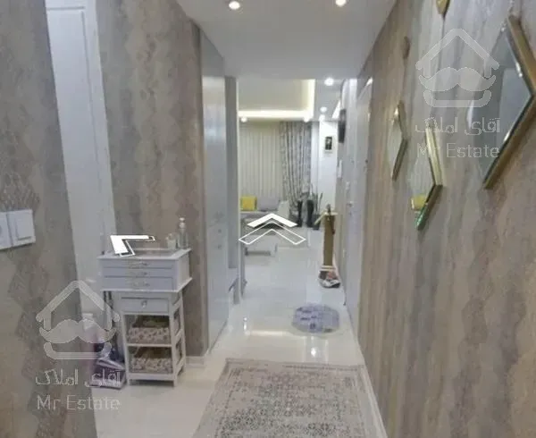 آموزگار111متری(سنددار)طبقه3/بدون مشابه/صفر