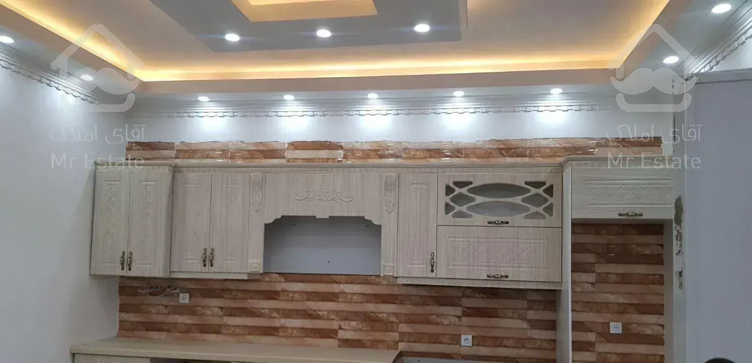 ویلا ۳۰۰متر زمین ۱۰۰متر بنا دماوند