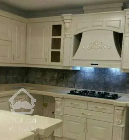 آپارتمان 104 متری در آجودانیه