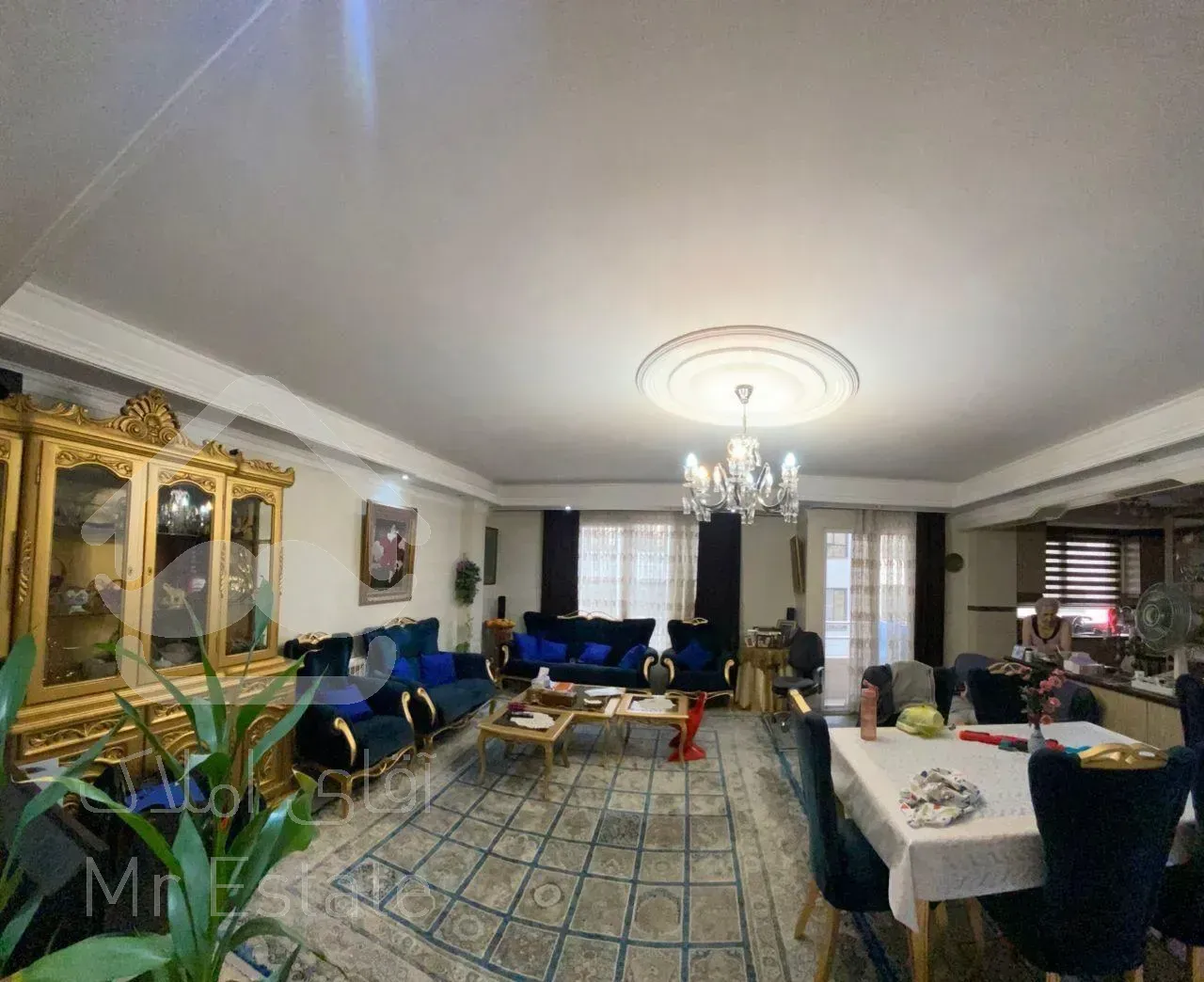 ۱۰۳ متر فول امکانات لوکیشن عالی