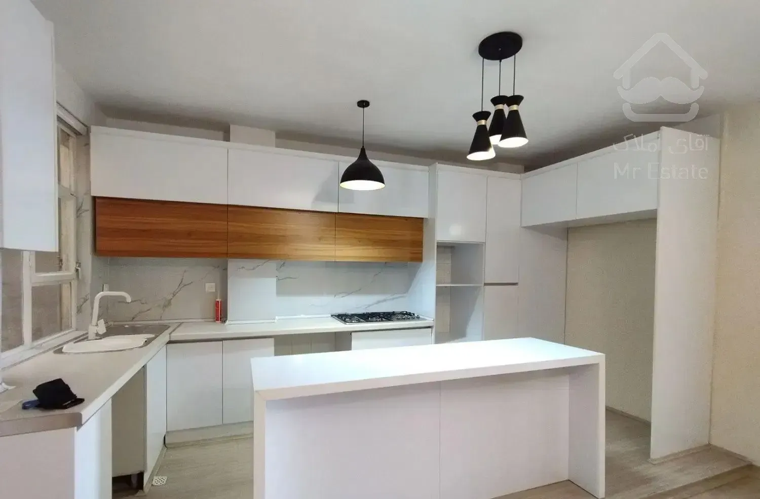 ۷۴متری/بازسازی کامل/شهران/با پارکینگ/سرمایه گذاری