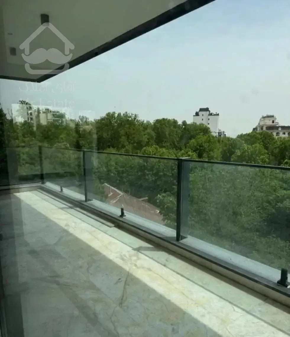 نیاوران 215 متر LUXکلاسیک 4 پارکینگ ویو بدون مشرف