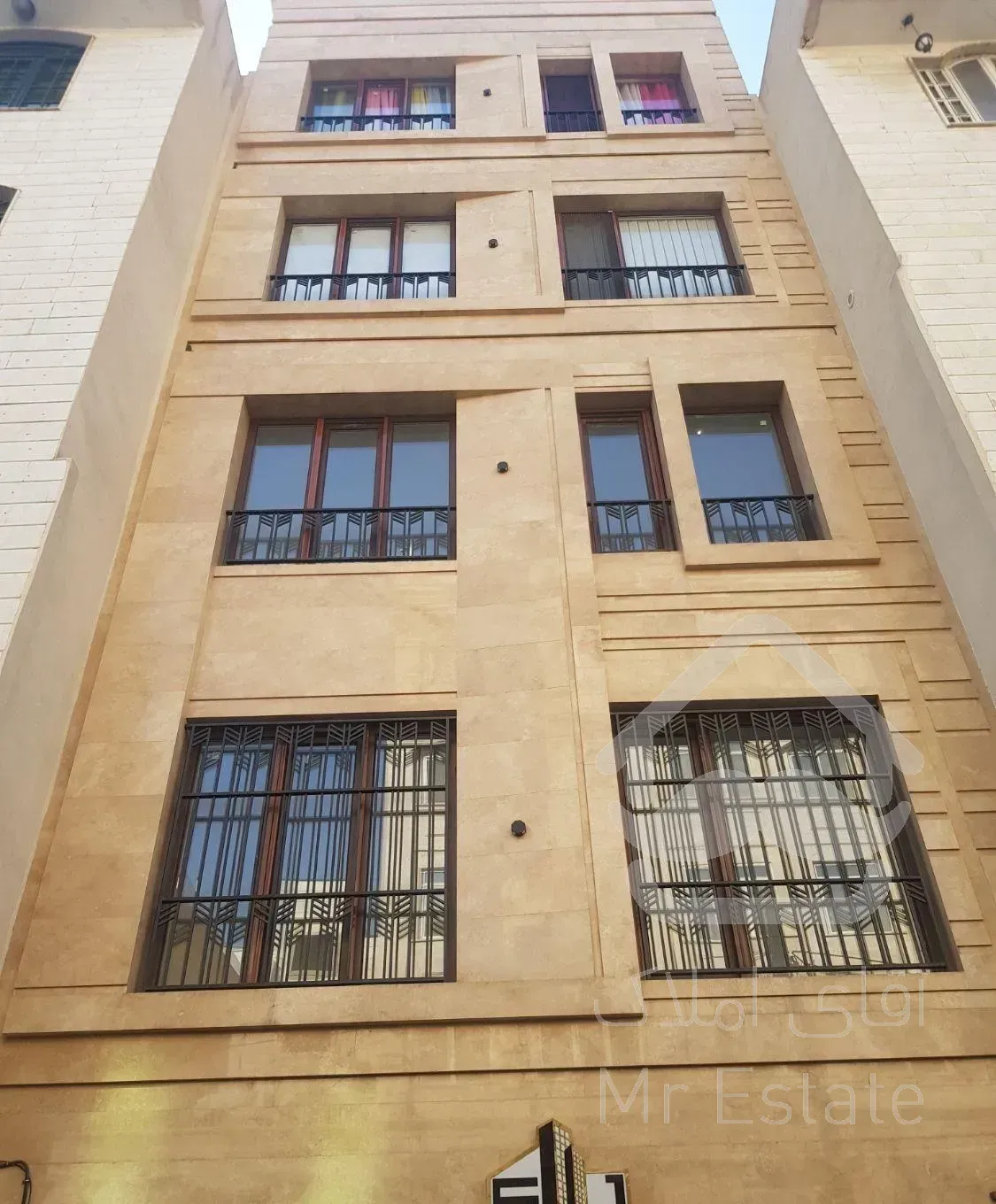 آپارتمان ۶۷ متری ۲ خوابه در نیرو هوایی