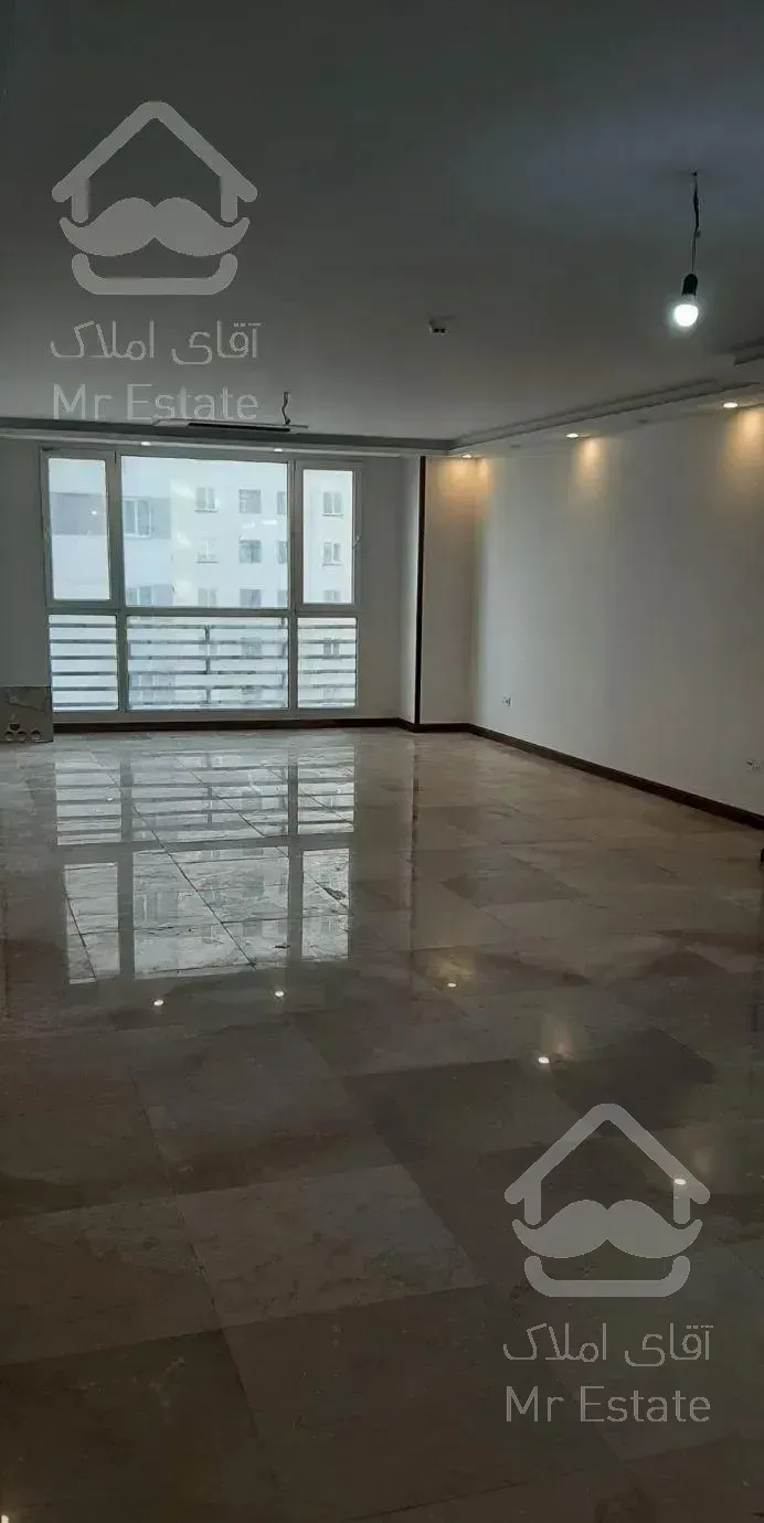 آپارتمان ۱۶۵ متری ، ۳ خواب ، ۳ بالکن