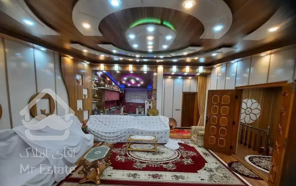 ۲۰۰ متر دوبلکس/شیک/سه خواب/خ تهران