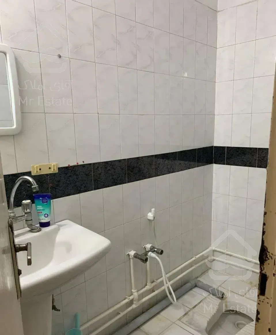 آپارتمان ۶۵ متر  بازسازی  بر خیابان صفدری،بغل مترو