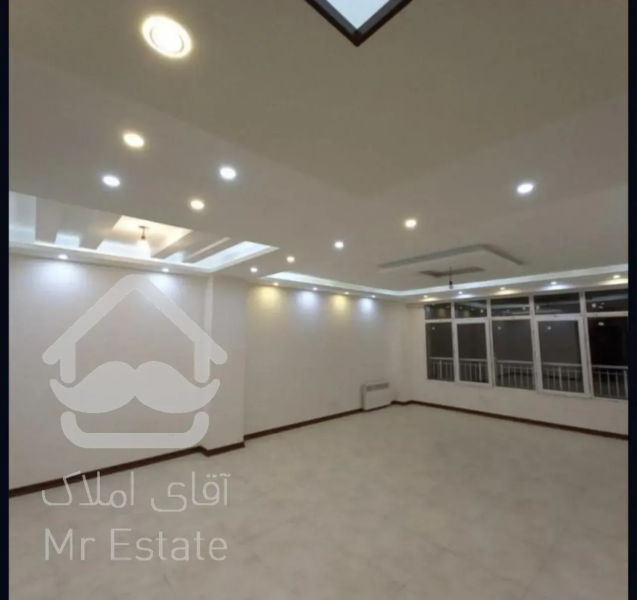 فروش۳۸۰متر بنا /۳ طبقه تک‌واحدی/ ۳ خواب