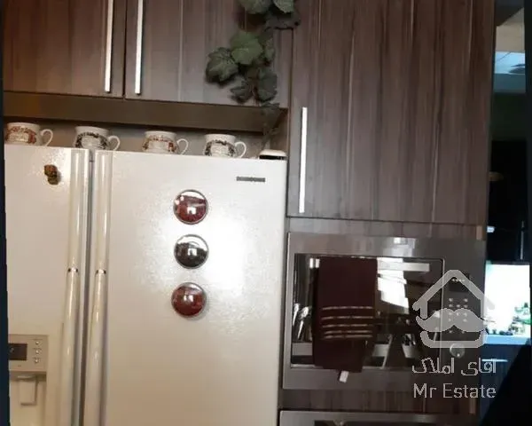 آپارتمان ۲۰۵ متری- -خانه اصفهان-بر گلخانه