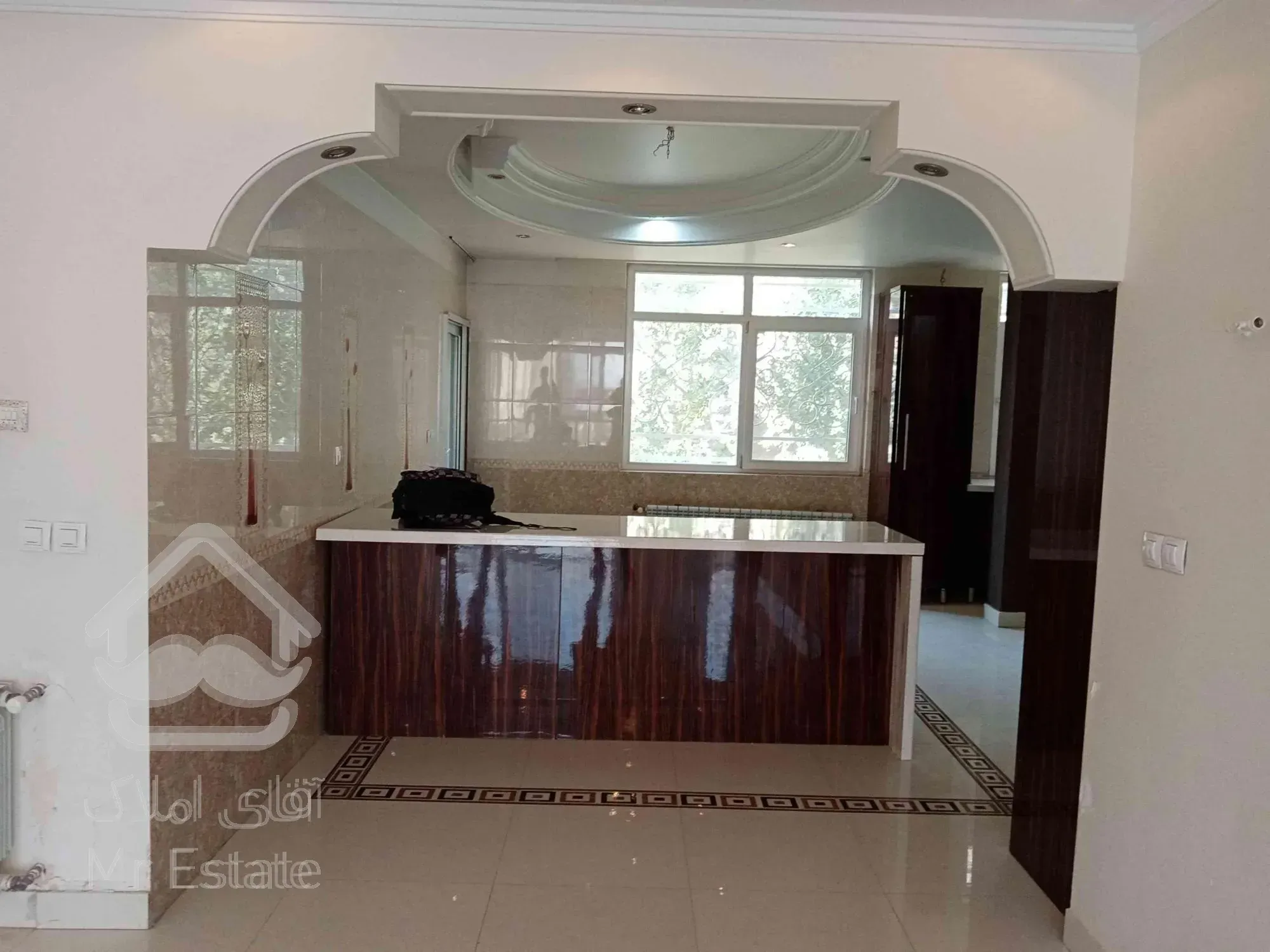 173 متر بام محک فول امکانات