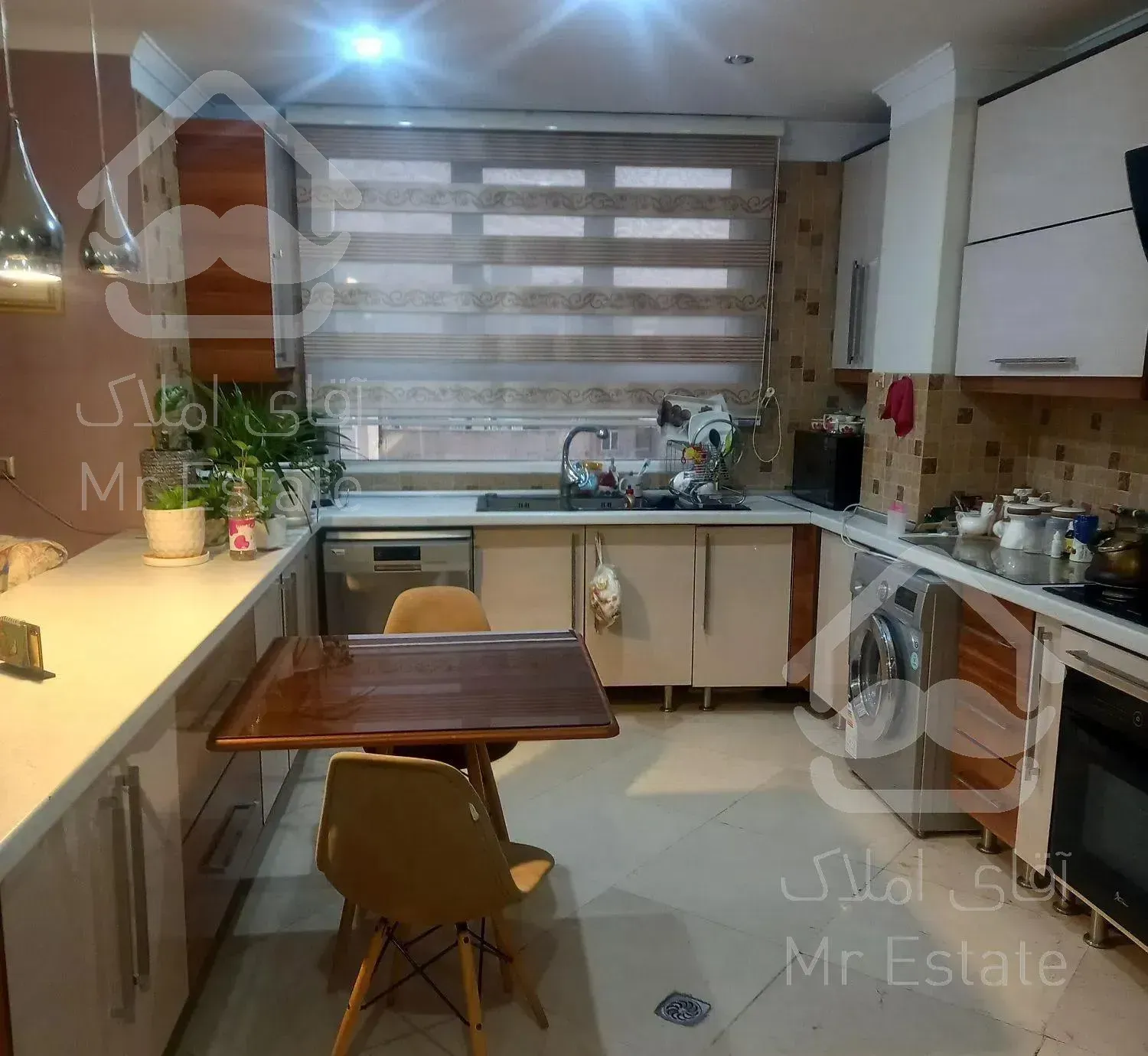 آپارتمان ۱۳۰متری اختیاریه فول.رهن