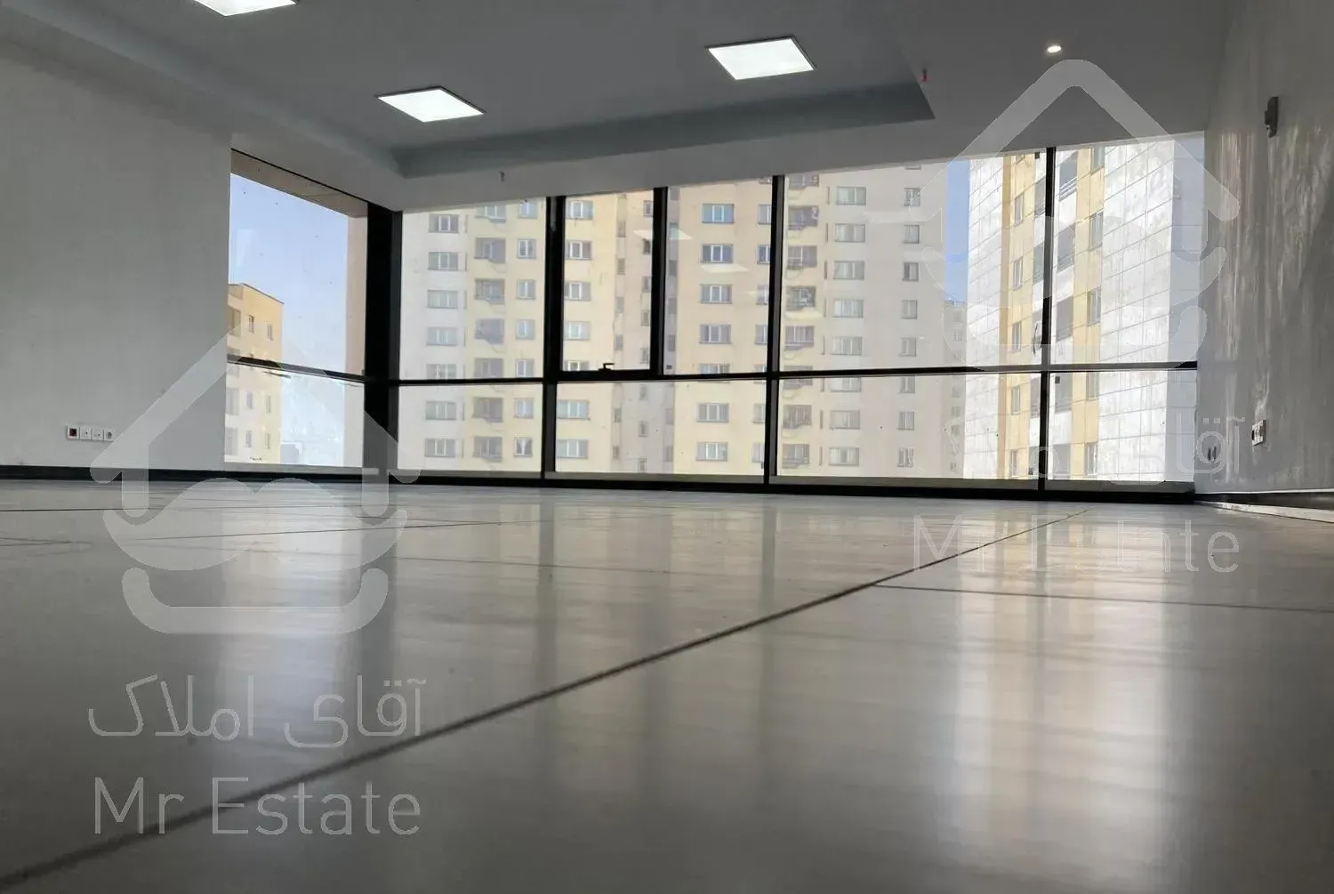 ۸۵ متر سند اداری کلید نخورده دریاچه