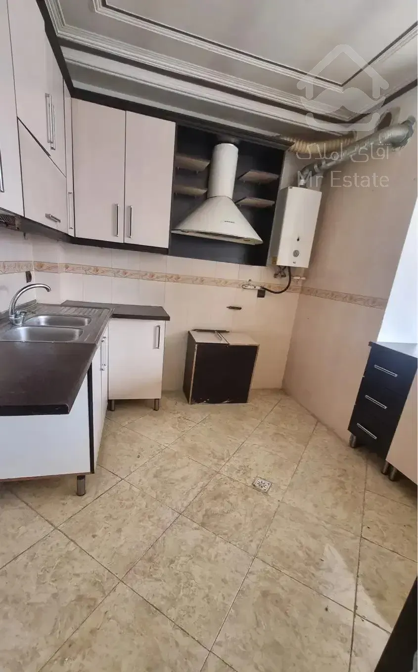 آپارتمان ۶۰ متر / شهرک وحدت / تخلیه