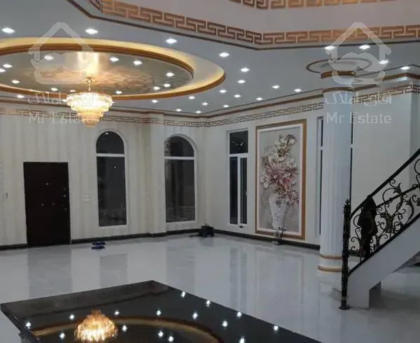 فروش ۲۰۰ متری تکواحدی نوساز کلیدنخورده لابی مجلل