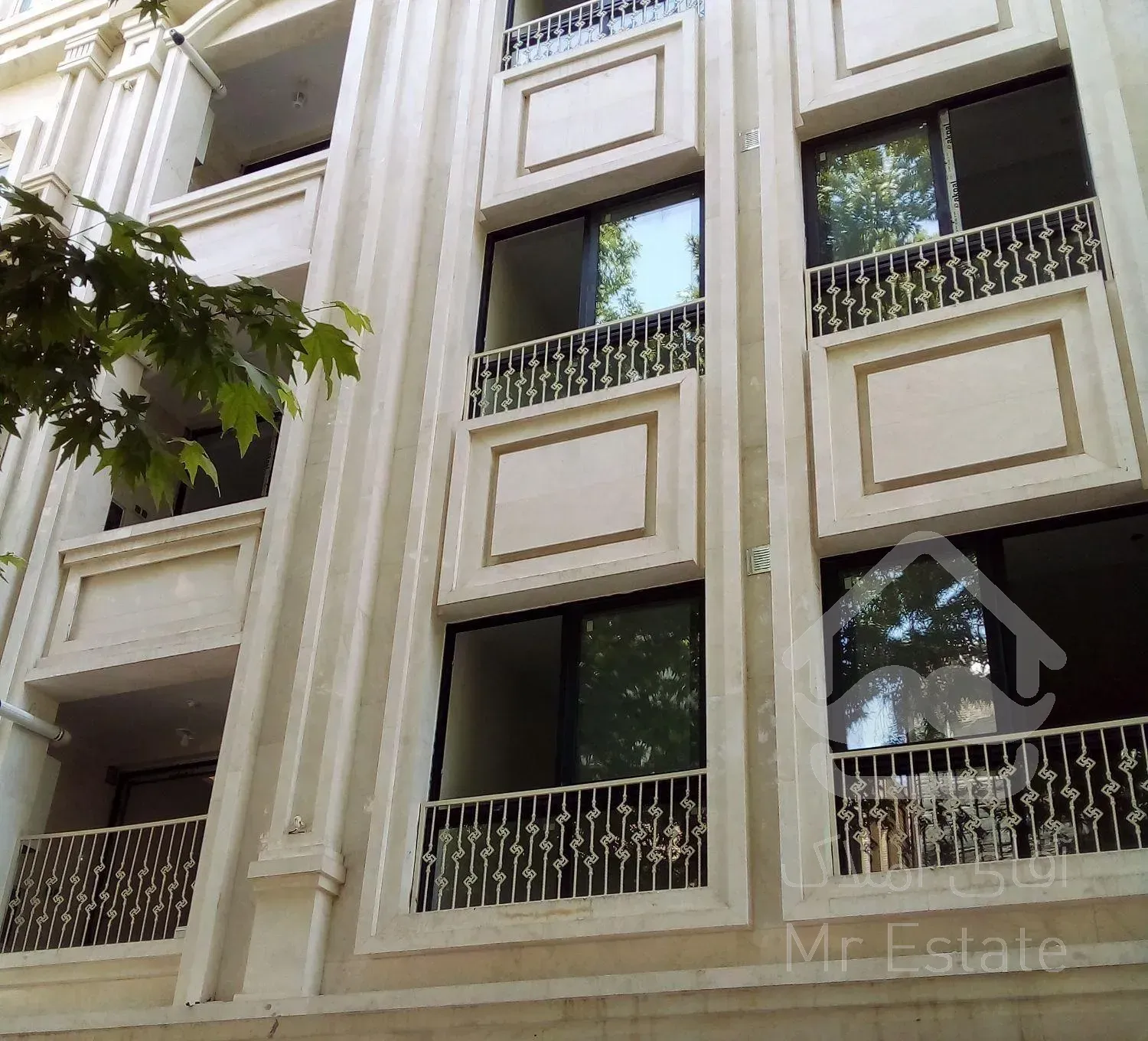 ۱۶۰ متر اپارتمان سه خواب در امام  رضا