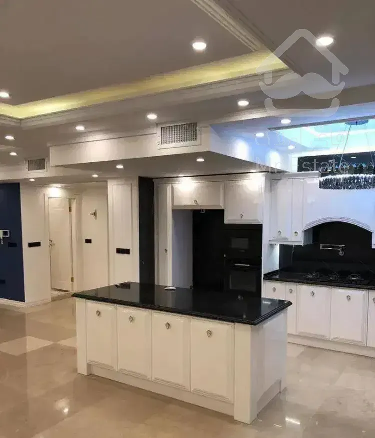 ۱۱۰متر * دوخواب * روبه افتاب،نوساز * شهران جنوبی