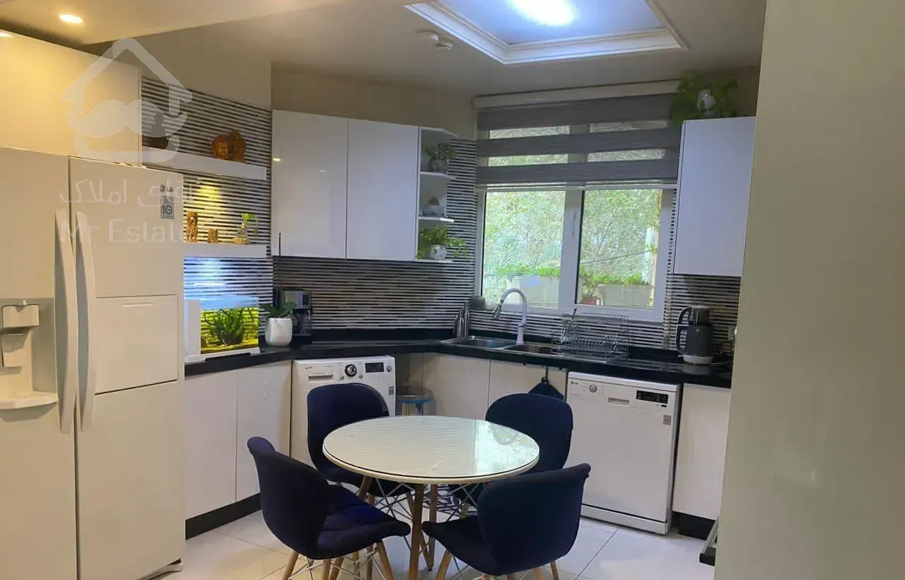 ۱۰۳ متر / ازگل/ برج باغ/ ۲ پارکینگ / ۲ انباری