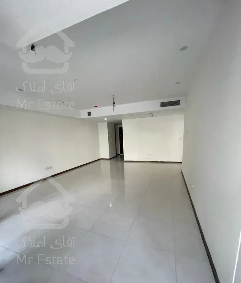 ۱۰۲ متر دو خواب کلید نخورده فول دیزاین