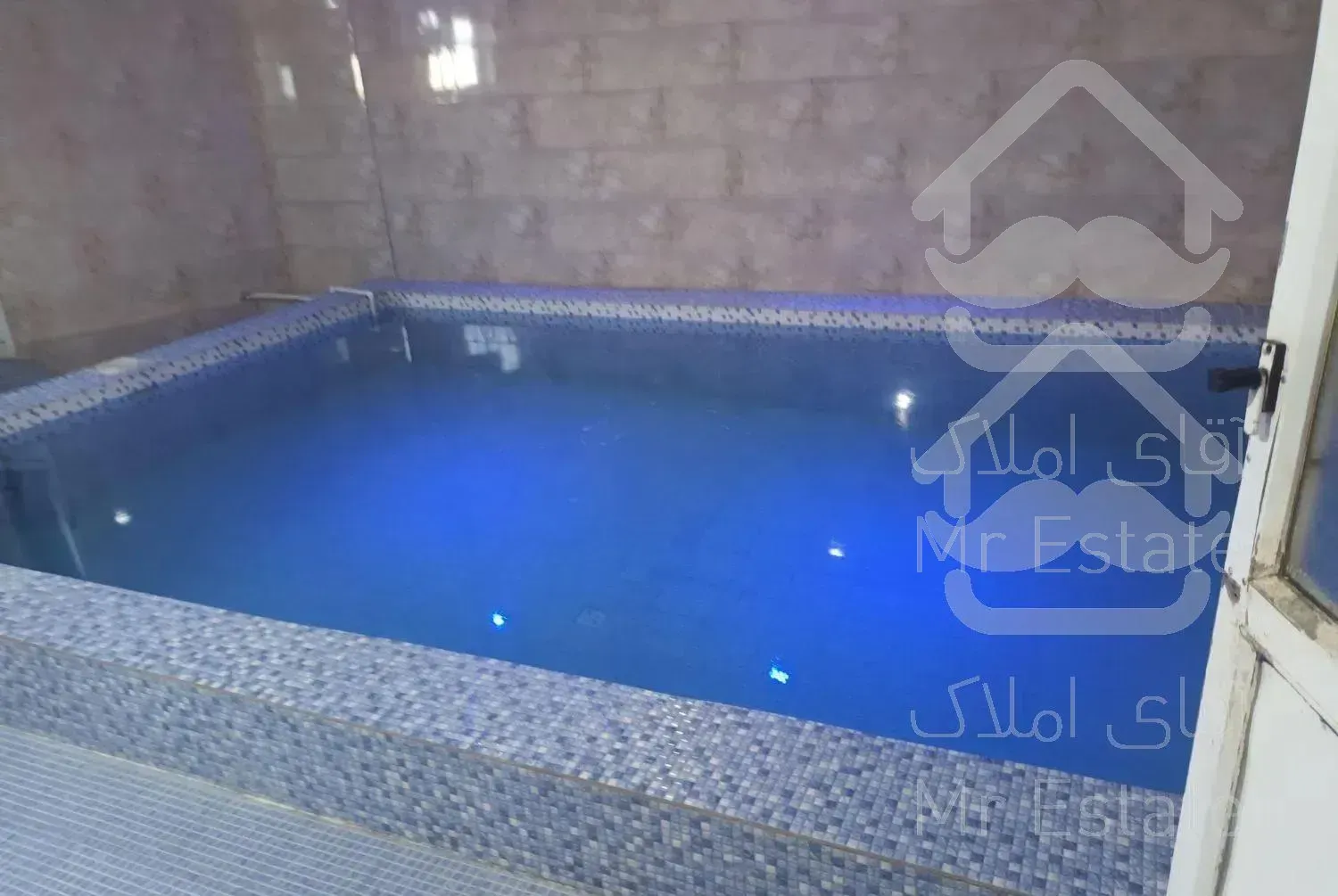 ویلااستخردارآبگرم دوخواب (مالکم )