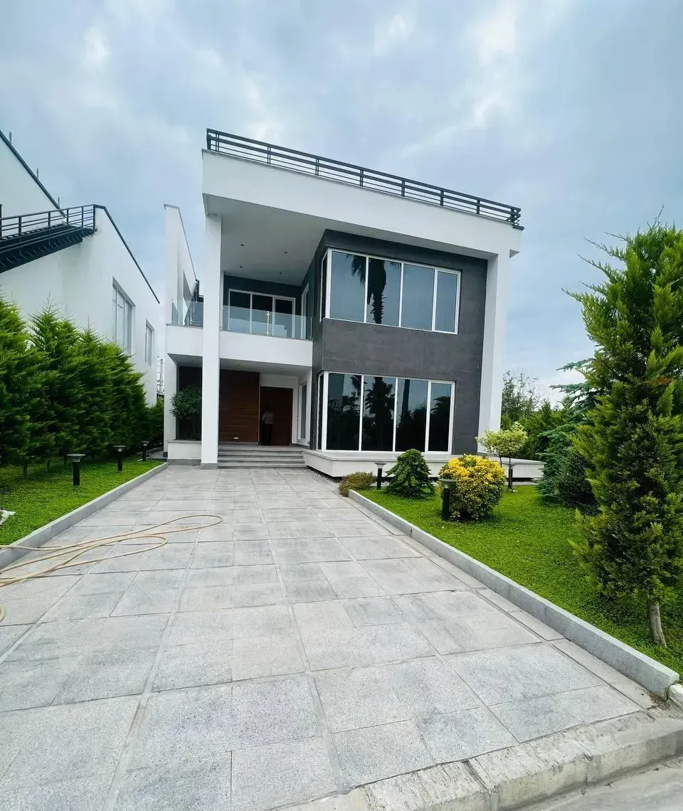 رویان* تریبلکس * سندومدارک کامل*استخردار *