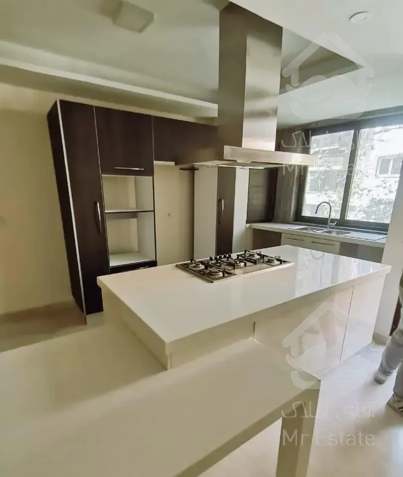 جردن طاهری ۱۰۰ متر با یک مستر