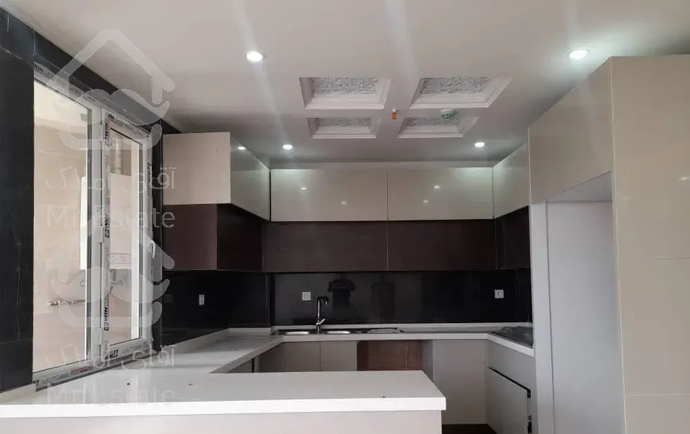 آپارتمان ۱۳۶متر ۳خوابه میرداماد ۲پارکینگ