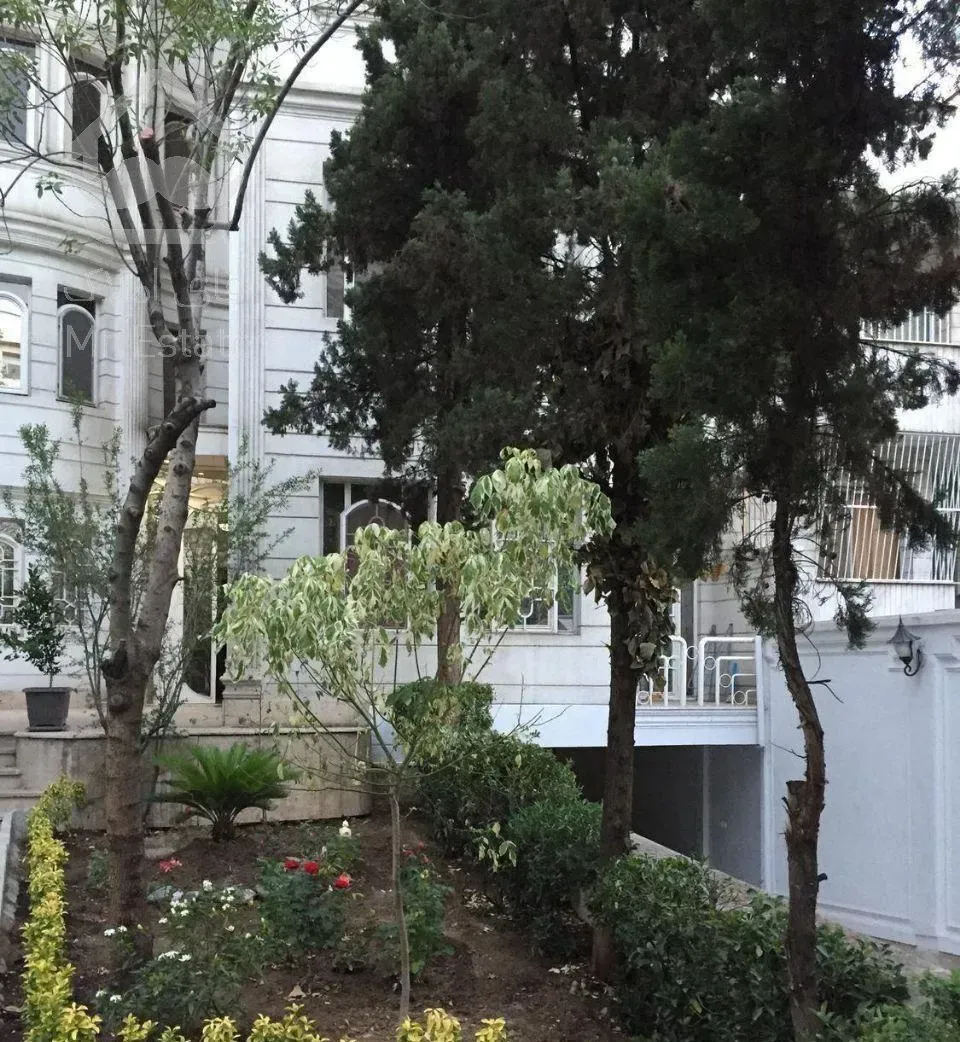 ۱۲۰متر جردن حقانی گاندی فول