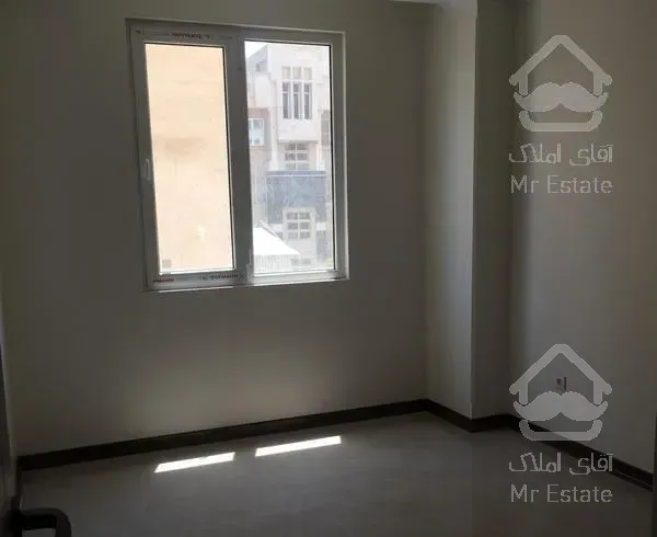 آپارتمان نوساز تک واحدی