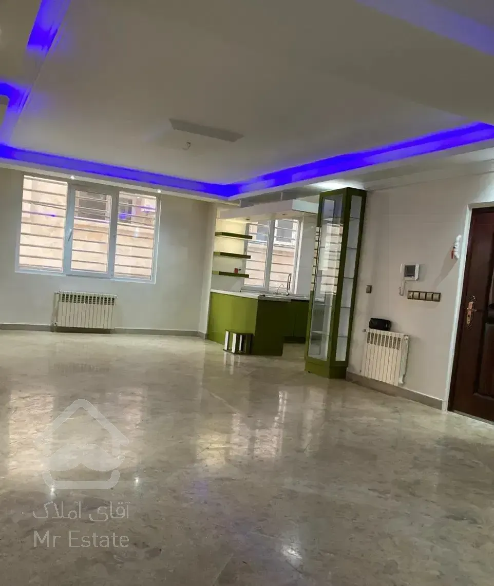 ۱۱۵ متر ۳ خواب فول امکانات رهن کامل دسترسی عالی