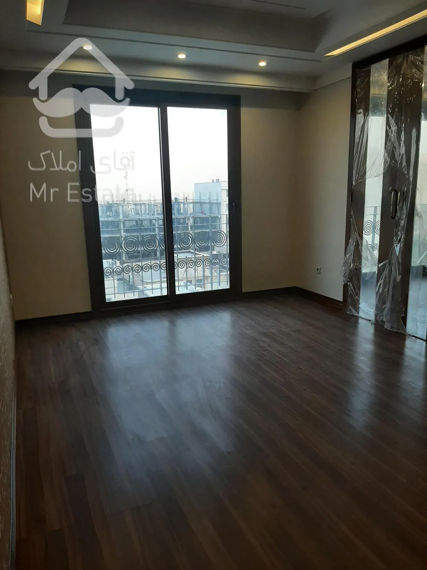 آپارتمان اداری زعفرانیه ، ولنجک