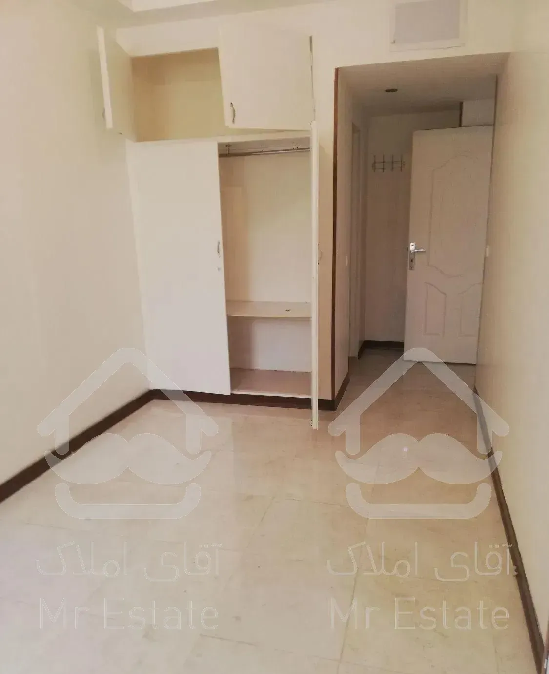 آپارتمان148متری ابتدای بلوار ارم فاز5