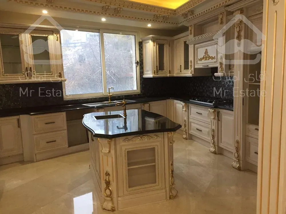 خرید و فروش آپارتمان مسکونی 250 متری نیاوران مرجان