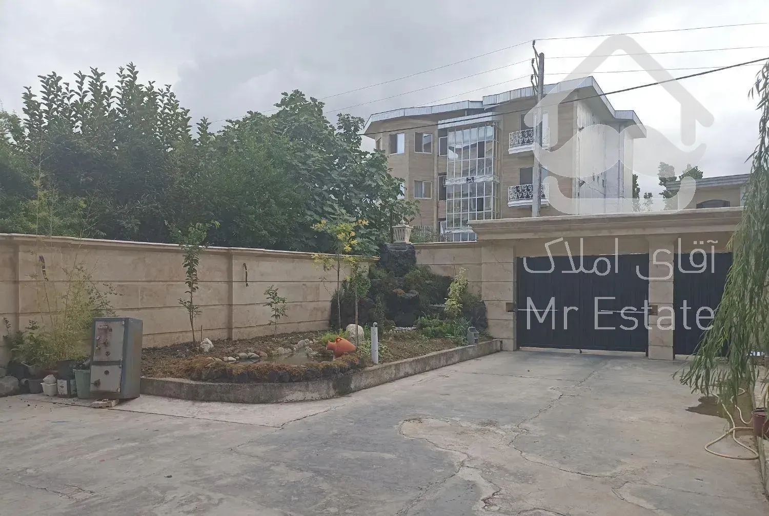 ویلا ۱۸۰ متری در خیابان رازی