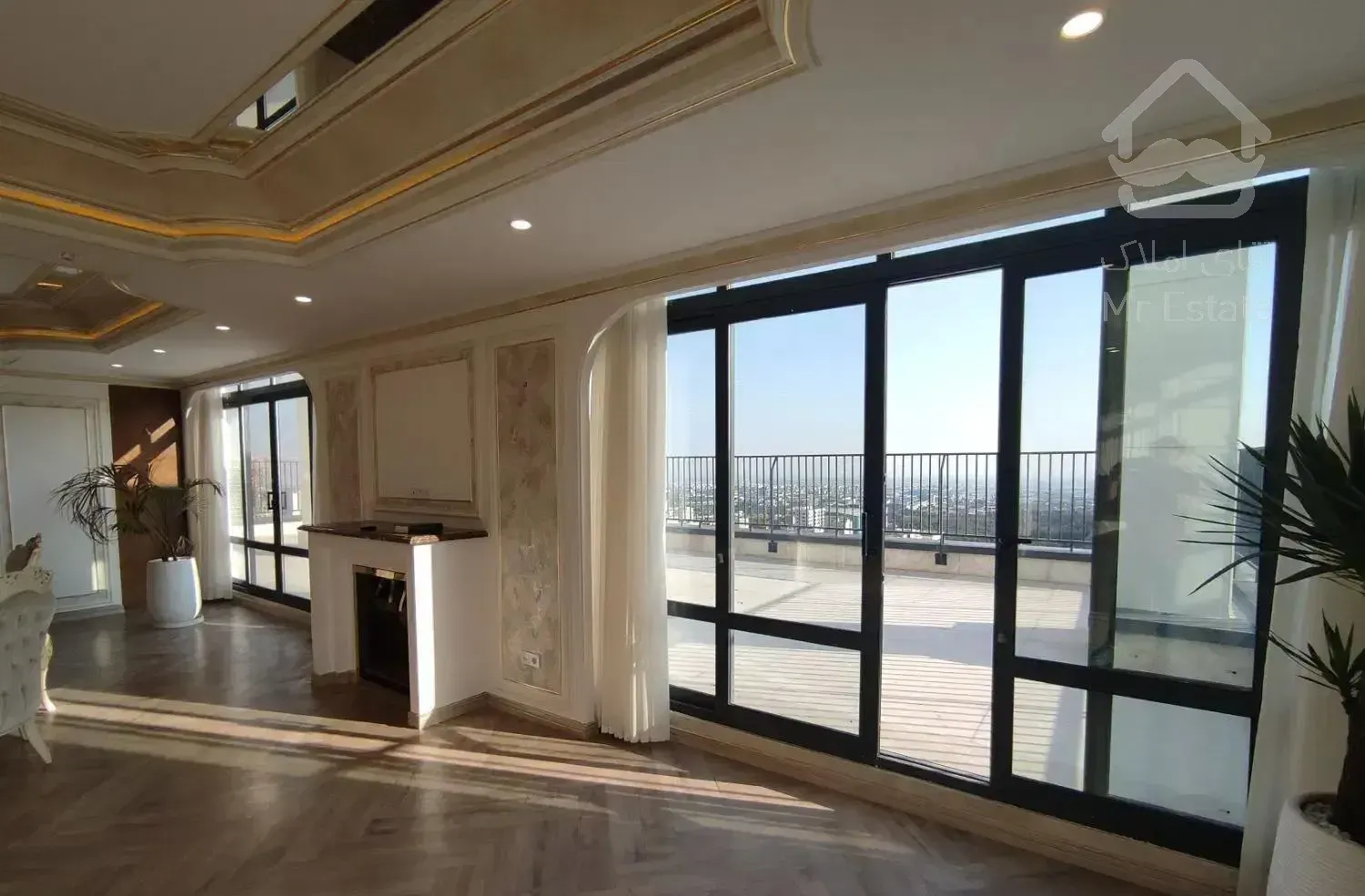 فروش پنت هاوس ۲۷۰ متری/سندتک برگ/کلید نخورده