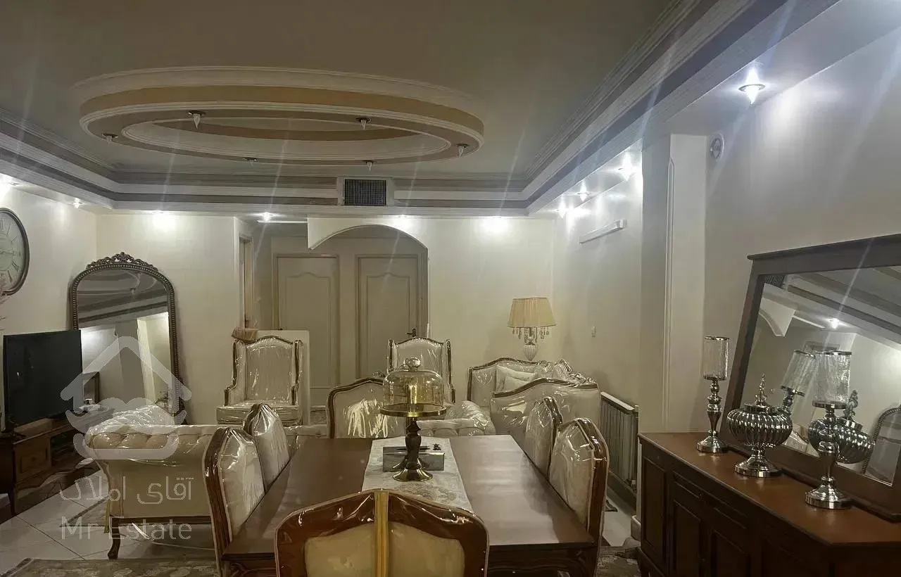 یک واحد آپارتمان 85متری