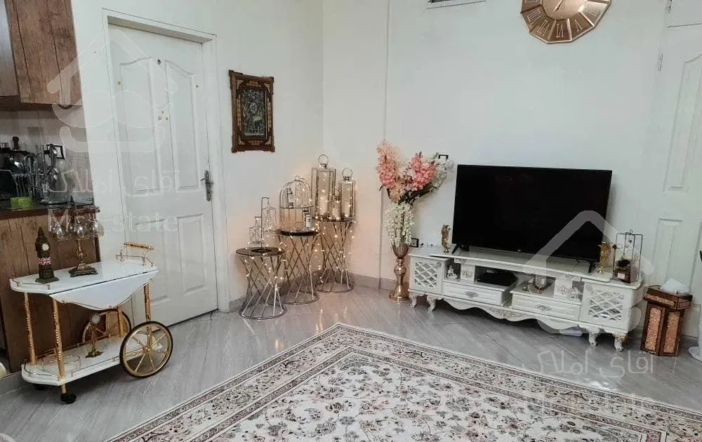 آپارتمان ۷۰متری فول امکانات ۱خوابه فلکه دوم