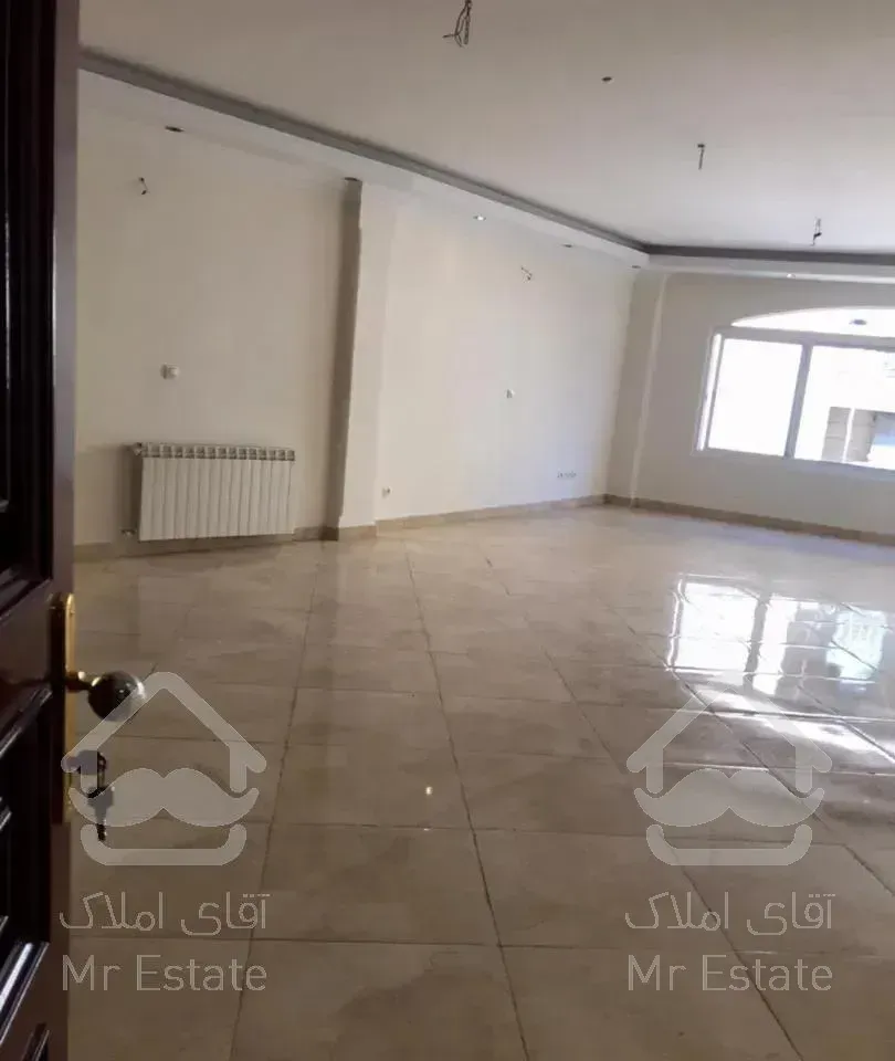 آپارتمان ۱۱۰متری ۲خوابه غرق نور