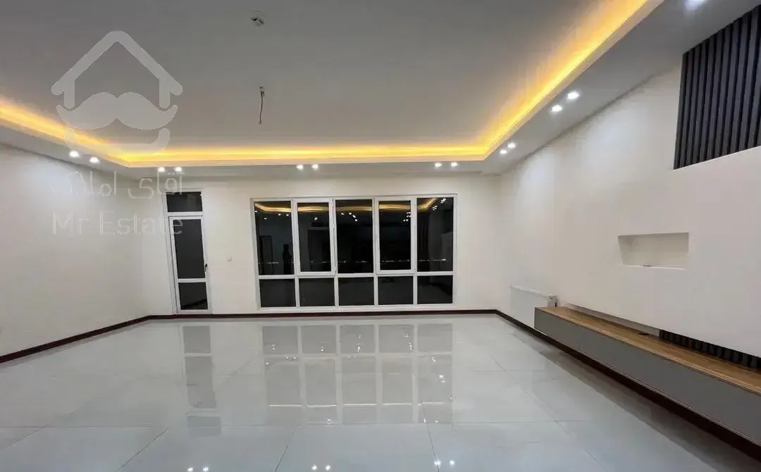 متل قو (خیابان آرا) /رهن و اجاره / ۱۶۰متری نوساز