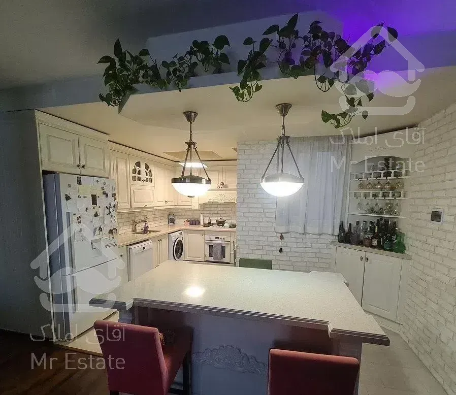 آپارتمان ۱۰۶ متری/دو خواب/گلچین شمالی