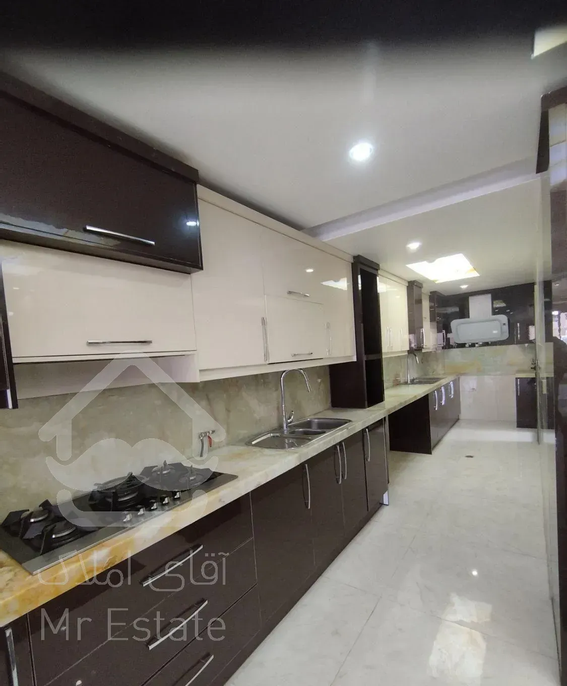 واحد ۱۷۷متری ۳خواب نوساز شیک خیابان فرسان