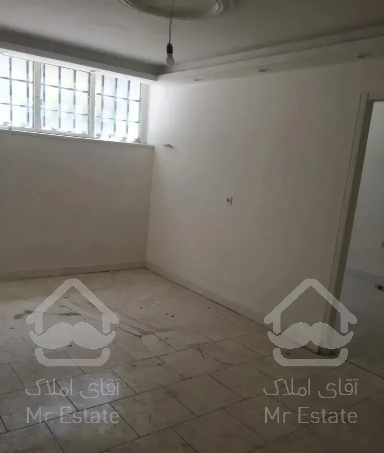 ٥٦ متر آپارتمان زیرهمکف بازسازی شده