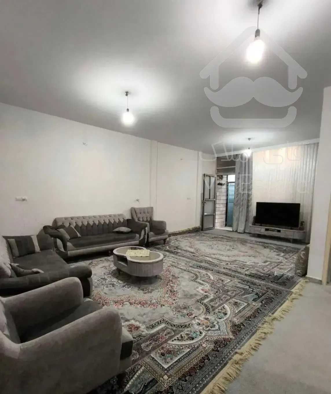 آپارتمان 77متری طبقه همکف با حیاط مستقل