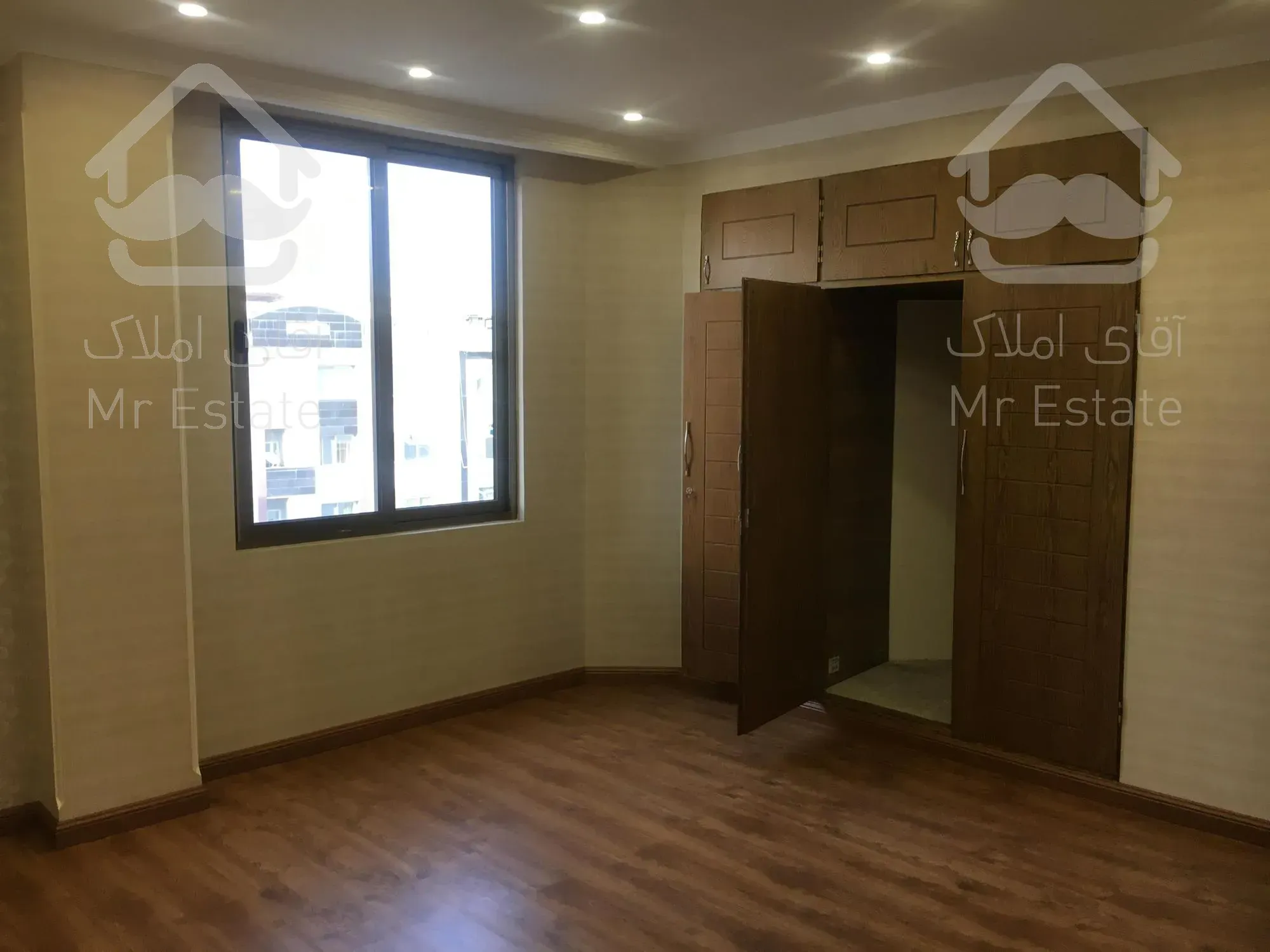 ٢١٦ متر ٣ خواب اباذر