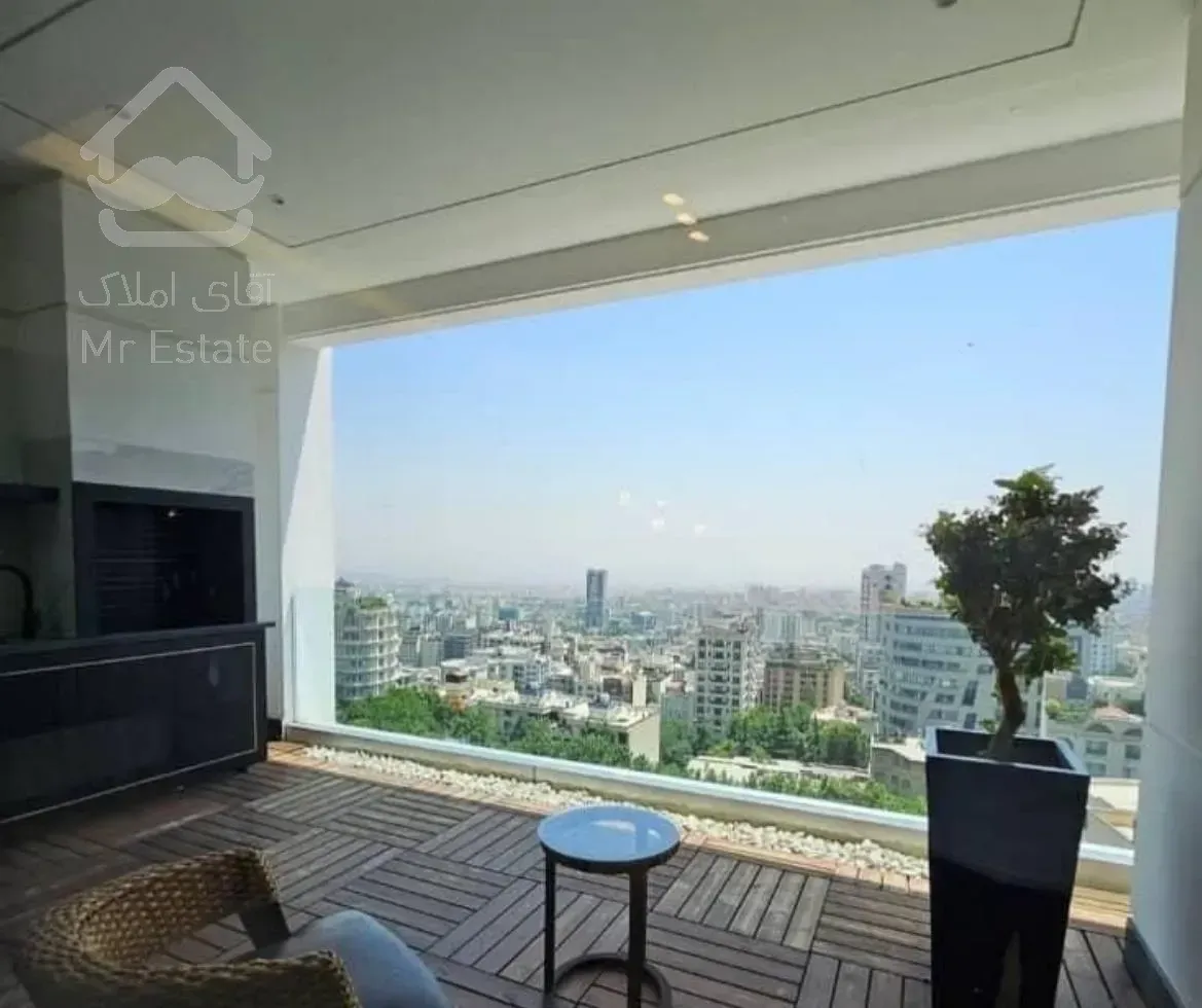 فروش آپارتمان ۲۳۰ متری ۳ خوابه در نیاوران