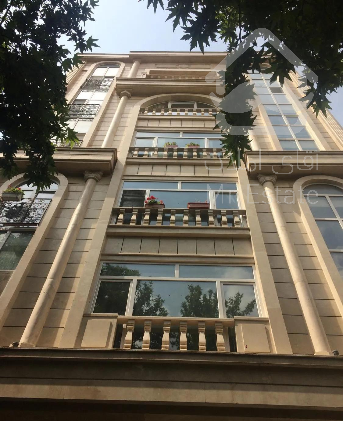 آپارتمان ۲۰۰ متر ۳ خوابه فرمانیه