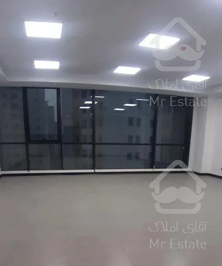 *۷۰متر سند اداری آکادا سنتر جوار دریاچه چیتگر *