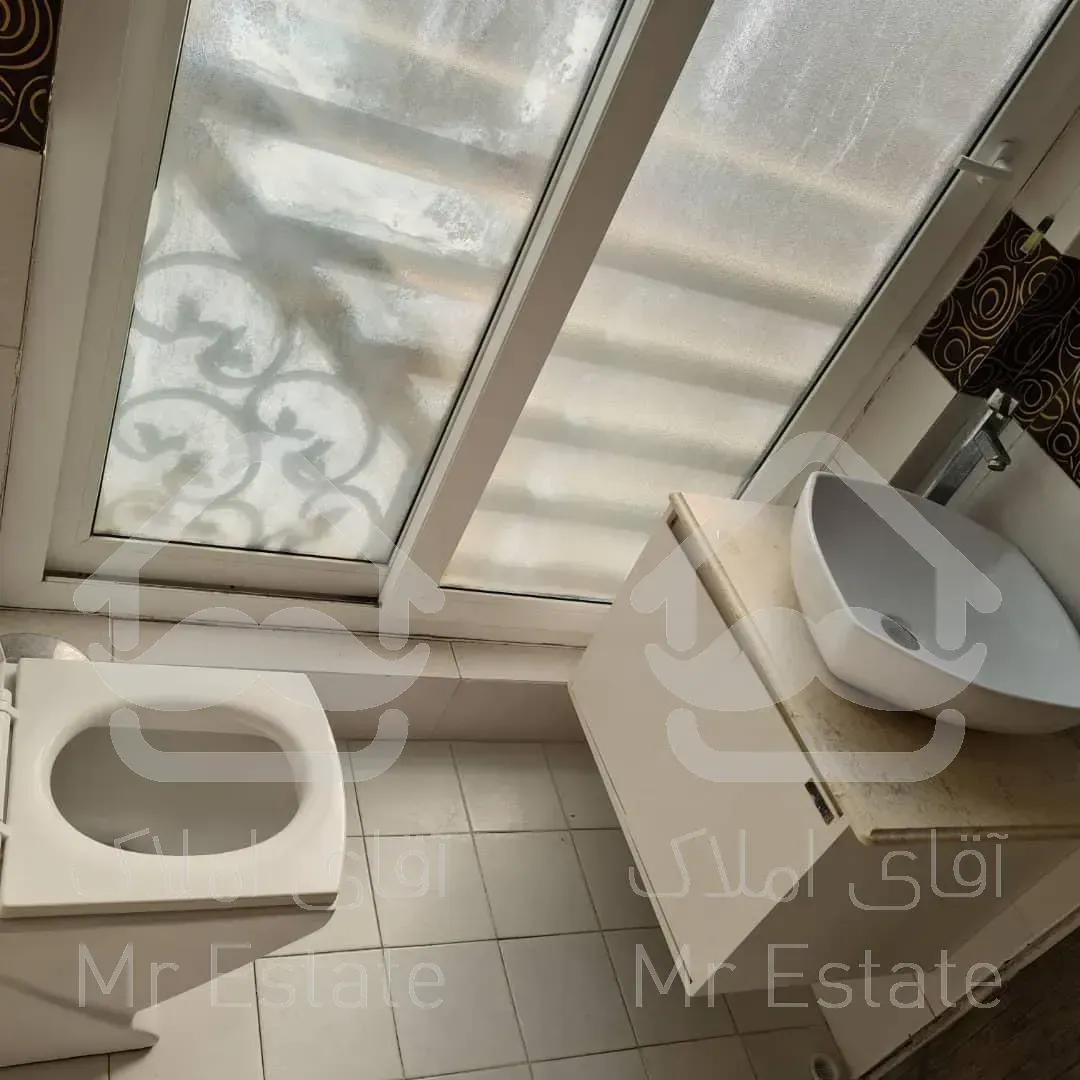 رهن و اجاره ١٣٥ متر واقع در چهارديواري ويو ابدي